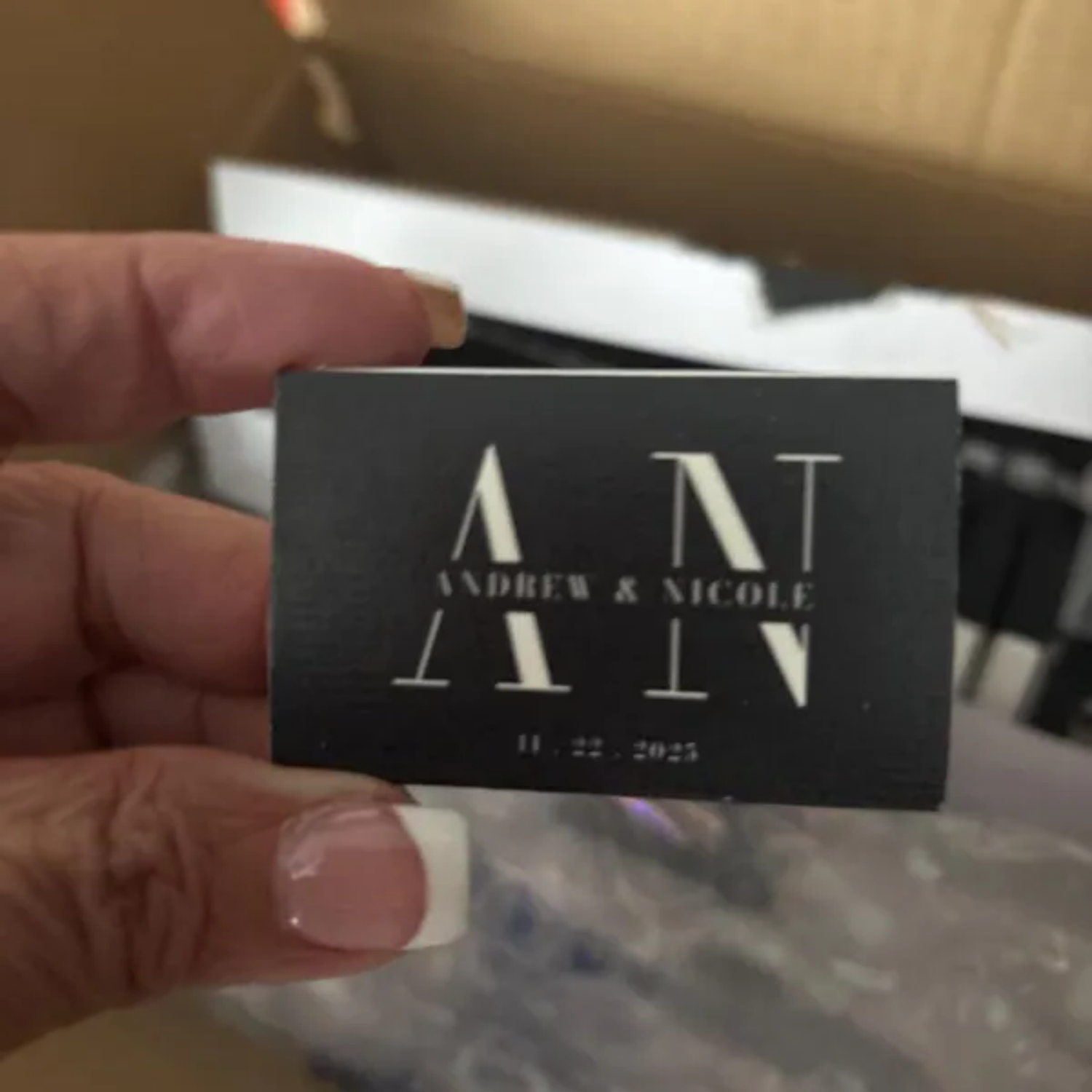 卸売金箔押しパーソナライズウェディングマッチボックス　完璧な - Wedding Supply In Bulk のレビューと価格