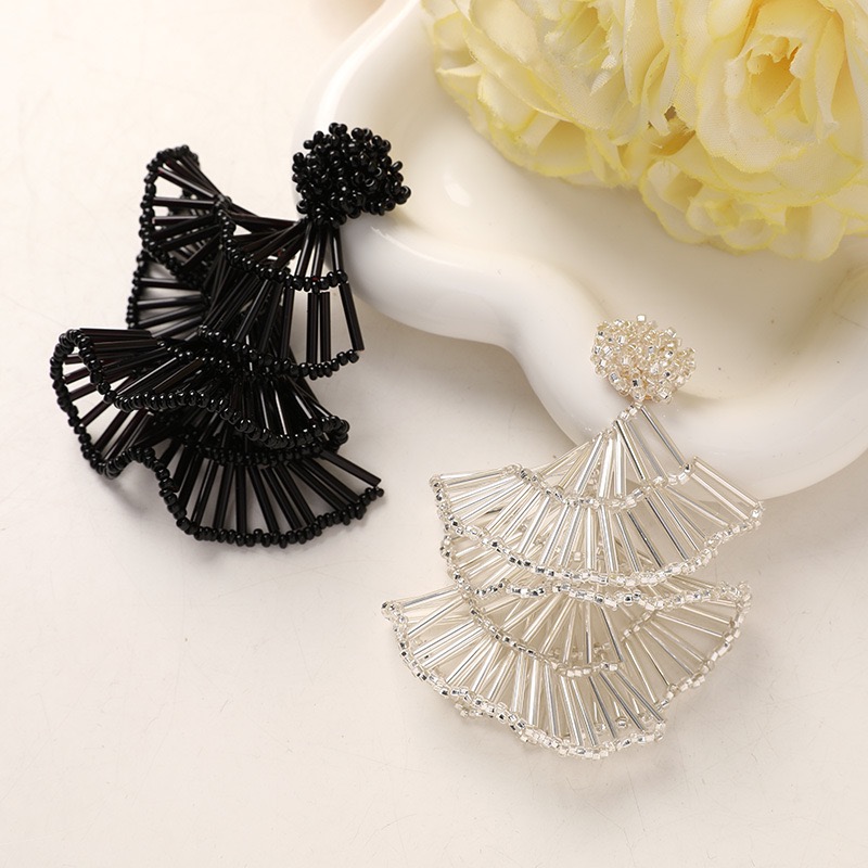 ブラックガラスビーズビーズファンダングルペンダント装飾アクセ - Supplier Wedding のレビューと価格